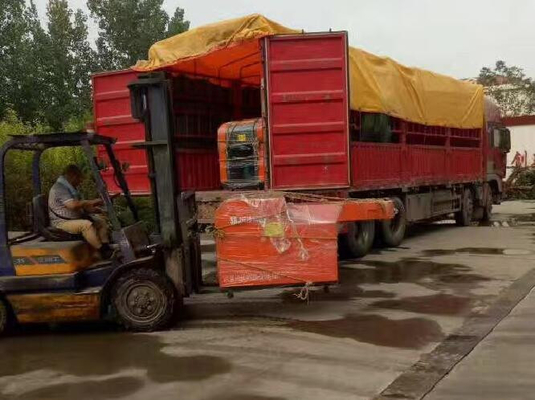Un buon prezzo. Taglio ad alta velocità continuo della lama d'acciaio della trinciatrice della scatola di cartone della carta da parati in linea