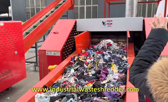 Un buon prezzo. Smalcatore di tessuti di scarto Indumenti non tessuti Tessile trituratore di risparmio energetico Lamelle rotanti tagliatore in linea