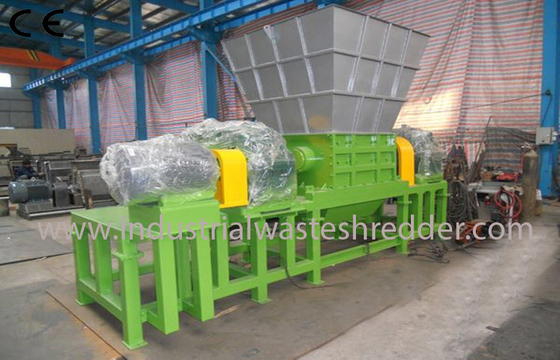 Un buon prezzo. Capacità personalizzabile dell'asse del doppio della trinciatrice di rifiuti industriali del film plastico in linea