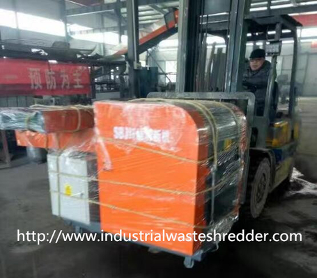 Un buon prezzo. Asse enorme del doppio della trinciatrice del film plastico del residuo della borsa per tipo molle materiali in linea