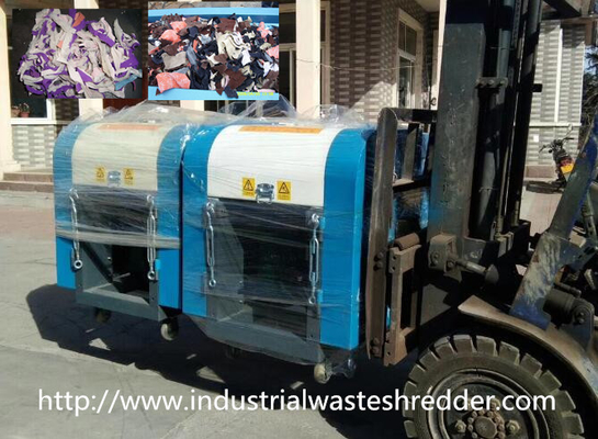 Un buon prezzo. Del residuo del tessuto di rifiuti industriali della trinciatrice di capacità delle macchine 450 - 750 kg/h in linea