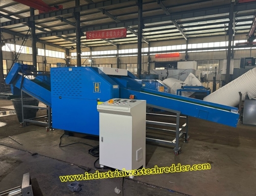 Struttura di alimentazione facile 1600F Cartone Cartone Trinciatrice Macchina con forte trituratore di carta e dimensione regolabile scarica
