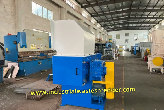 XR600 22KW HDPE Shredder di scarto di stampaggio per soffiaggio