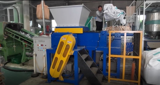 Un buon prezzo. Il jumbo del motore 37KW insacca la singola trinciatrice dell'asse con il dosatore mobile in linea